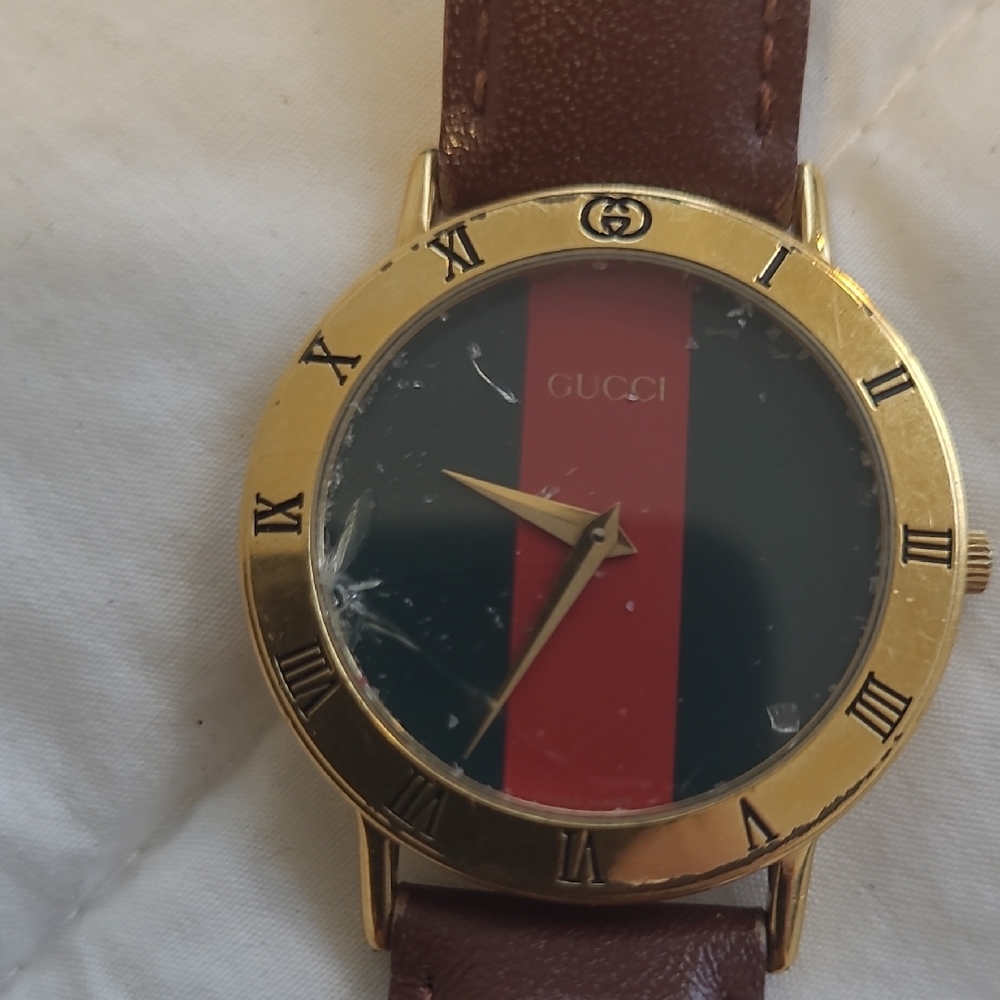 Unisex Gucci Gold and Brown Geometric Dial Watch